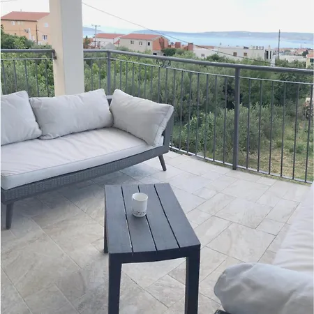 Apartament Ruzmarin *