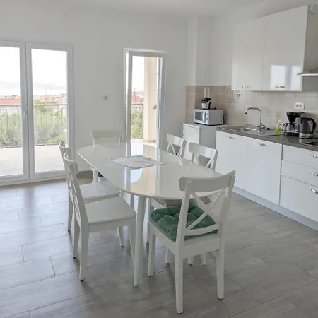 Apartmán Ruzmarin Kaštel Stari